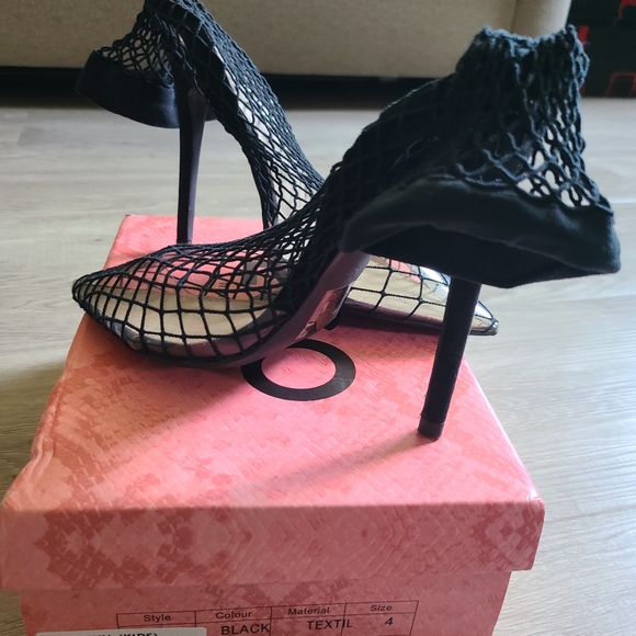 Bundle - Picture 2 of 6